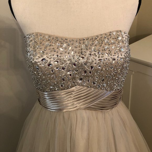 Xscape, Strapless Embellished Champagne Tulle & Satin Ball Gown, Size 10 - Picture 2 of 16